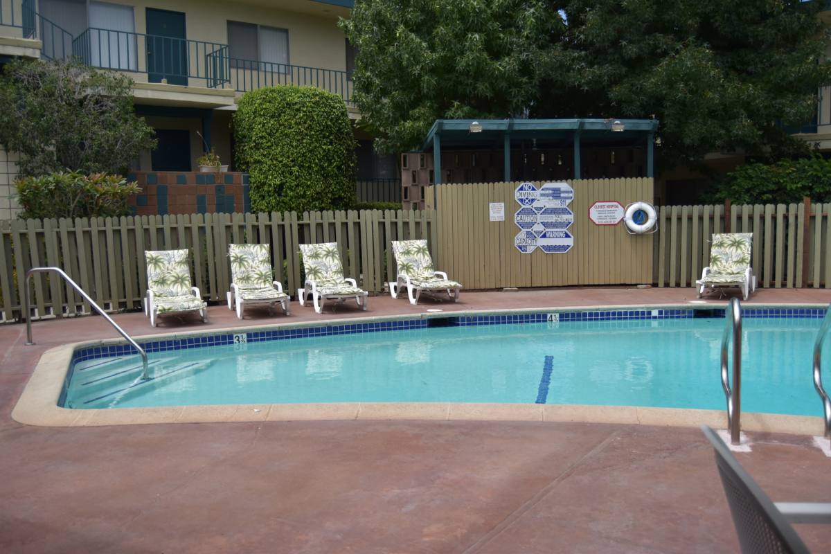 Apartment for rent at 3929 W 242nd St, Torrance, CA 90505