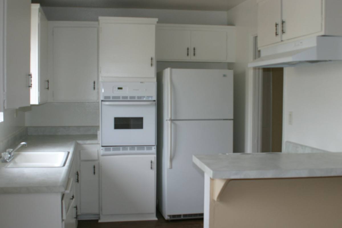 Apartment for rent at 3929 W 242nd St, Torrance, CA 90505