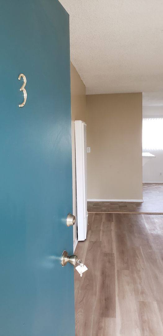 Apartment for rent at 3929 W 242nd St, Torrance, CA 90505