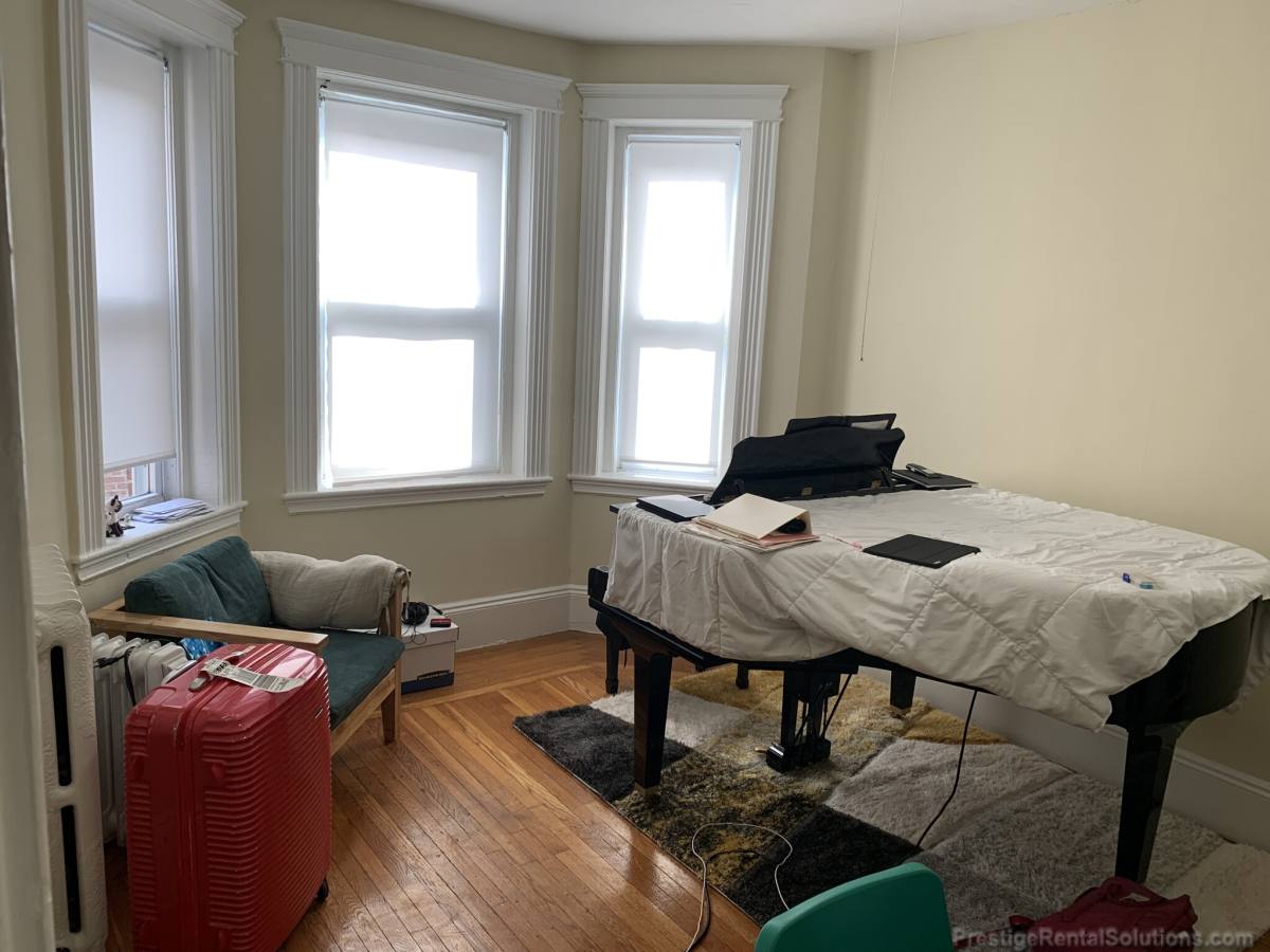 11 Royce Rd #27, Allston, MA 02134