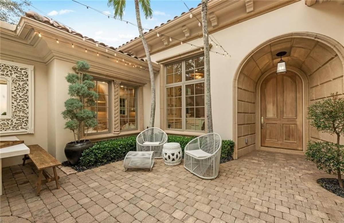 House for rent at 15627 Villoresi Way, Naples, FL 34110