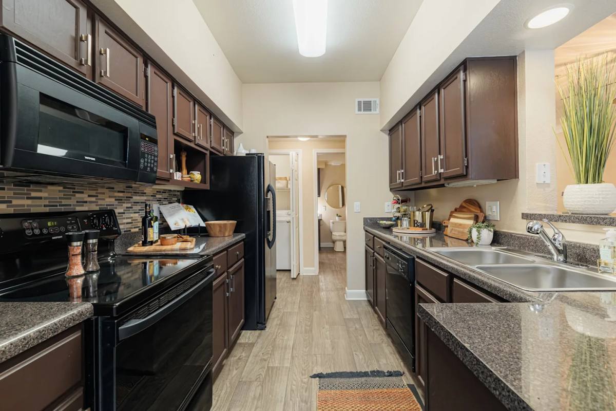 Apartment for rent at 1200 Winrock Blvd #10WS, Houston, TX 77057