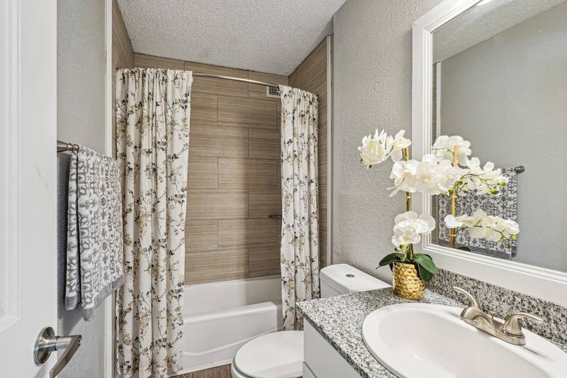 Apartment for rent at 1111 Blalock Rd #11BL, Houston, TX 77055