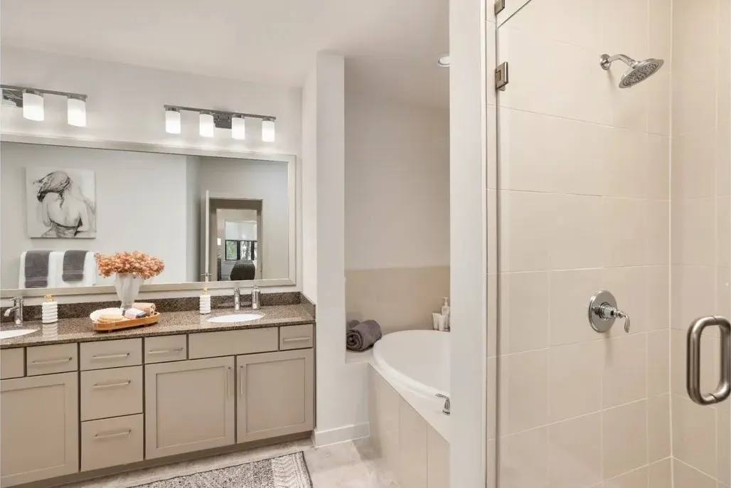 Apartment for rent at 1900 Yorktown #19YT1, Houston, TX 77056