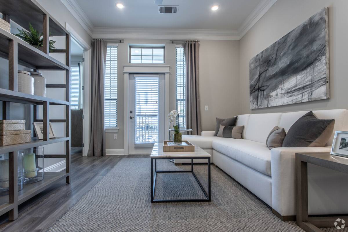 Apartment for rent at 2111 Austin St #21AN1, Houston, TX 77002