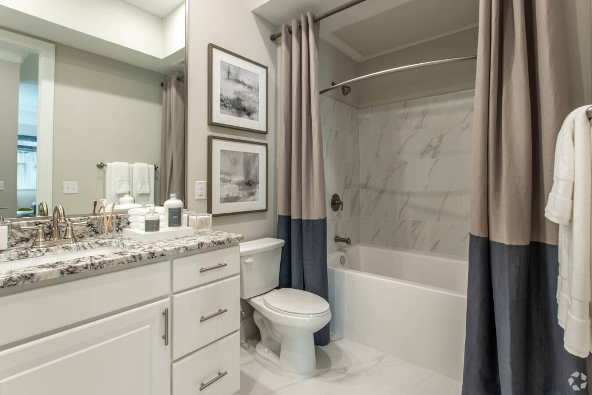 Apartment for rent at 2111 Austin St #21AN2, Houston, TX 77002