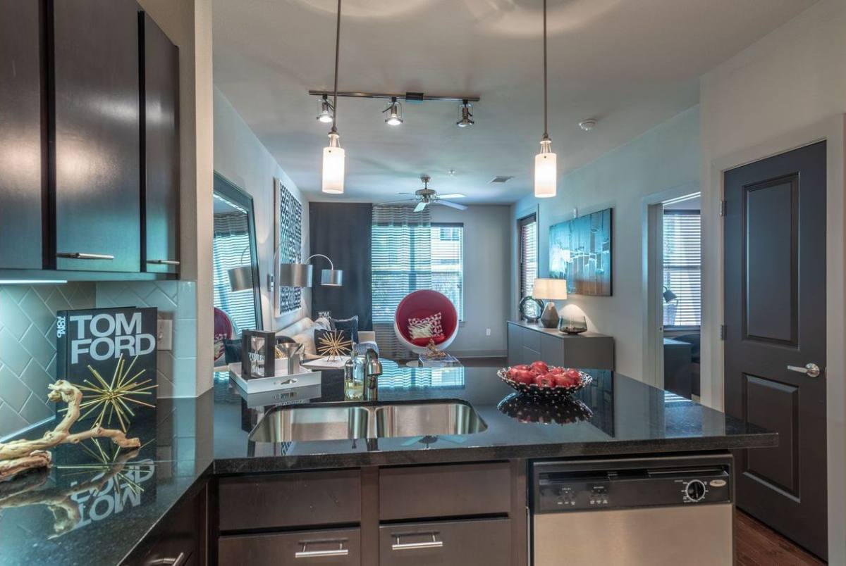 Apartment for rent at 2411 Washington Ave #24EW, Houston, TX 77007
