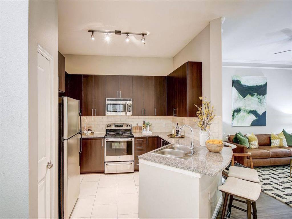 Apartment for rent at 225 S Heights Blvd #ABH1, Houston, TX 77007