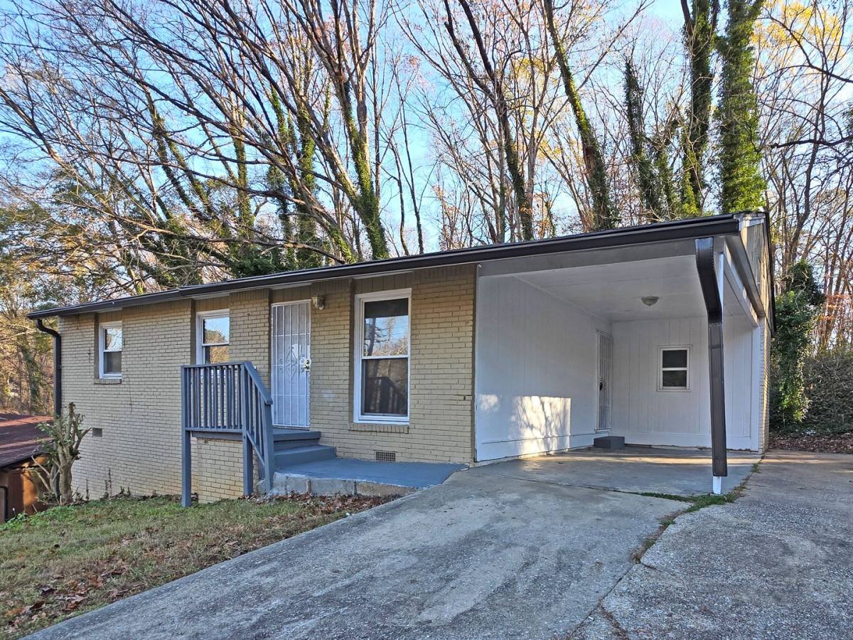 2332 Baywood Dr SE, Atlanta, GA 30315