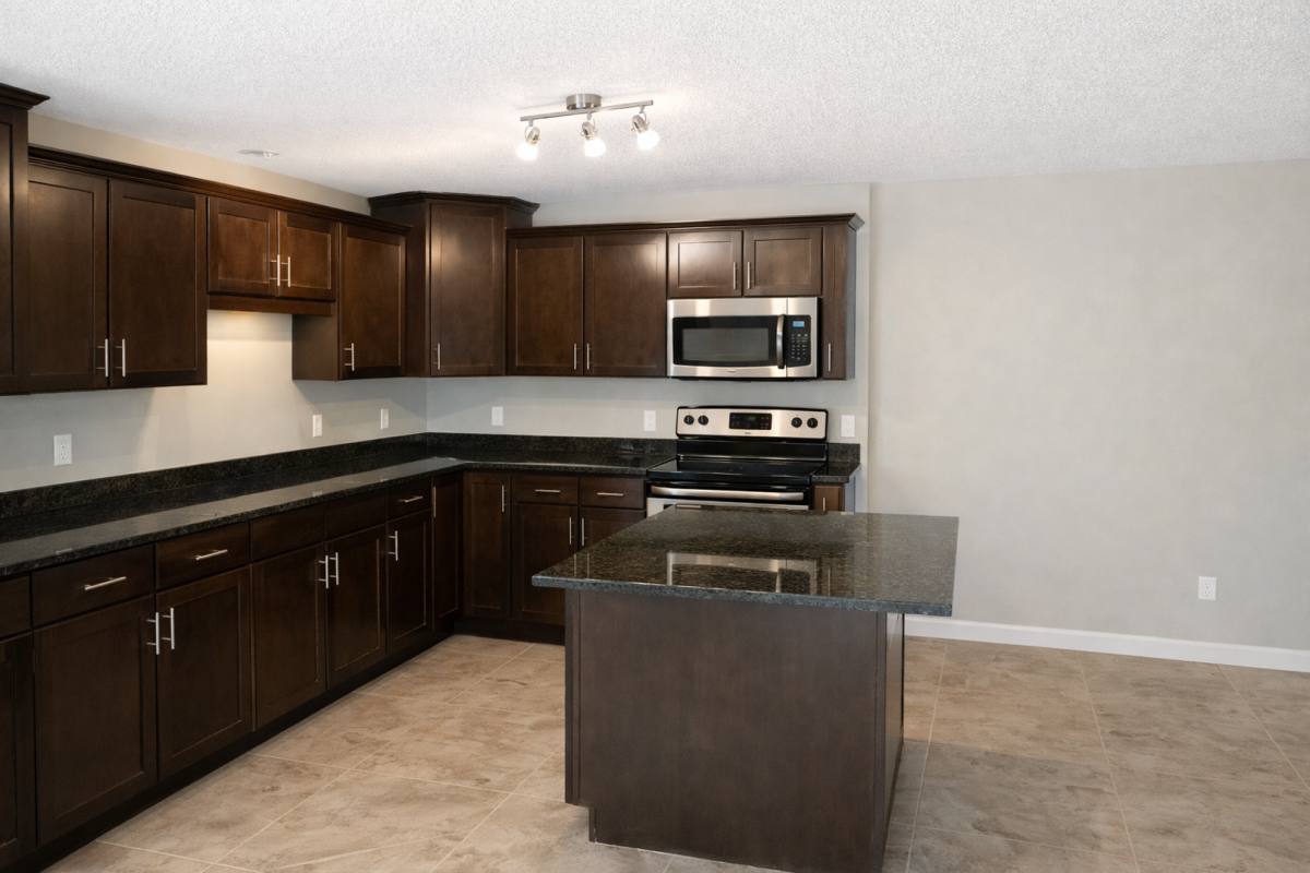 Apartment for rent at 633 Ontario St SE, Minneapolis, MN 55414