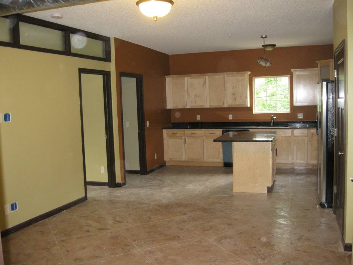 Apartment for rent at 633 Ontario St SE, Minneapolis, MN 55414