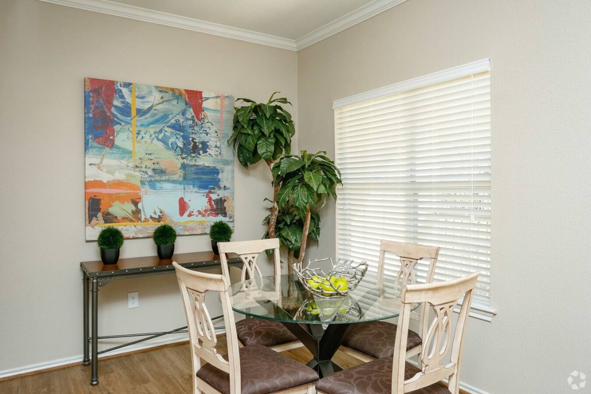 Apartment for rent at 10110 Charterwood Dr #PLVP2, Houston, TX 77070