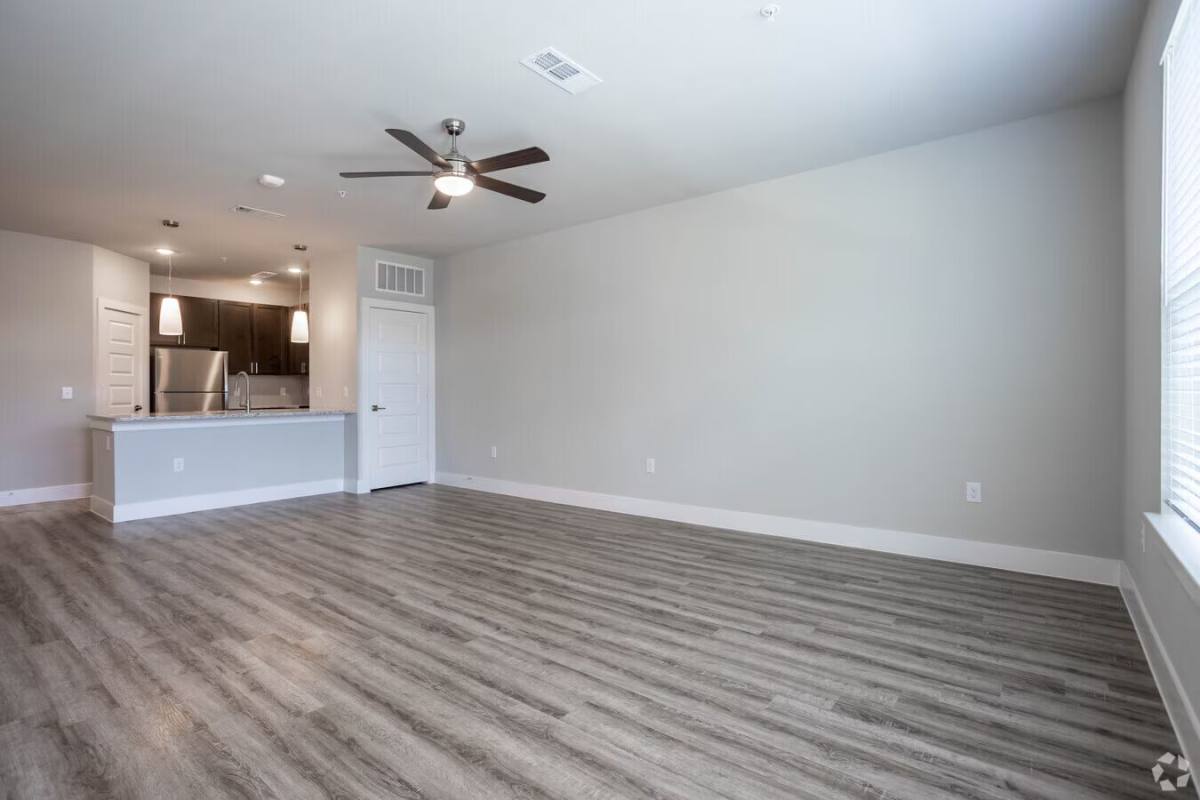 Apartment for rent at 15500 Middlebrook Dr #ATCL2, Houston, TX 77058