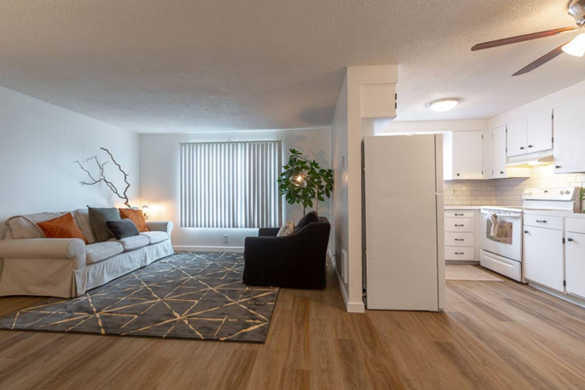 Apartment for rent at 1729 Park Ave NE, Salem, OR 97301