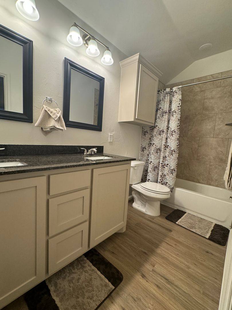 Apartment for rent at 1323 SW Oklahoma, Lawton, OK 73501