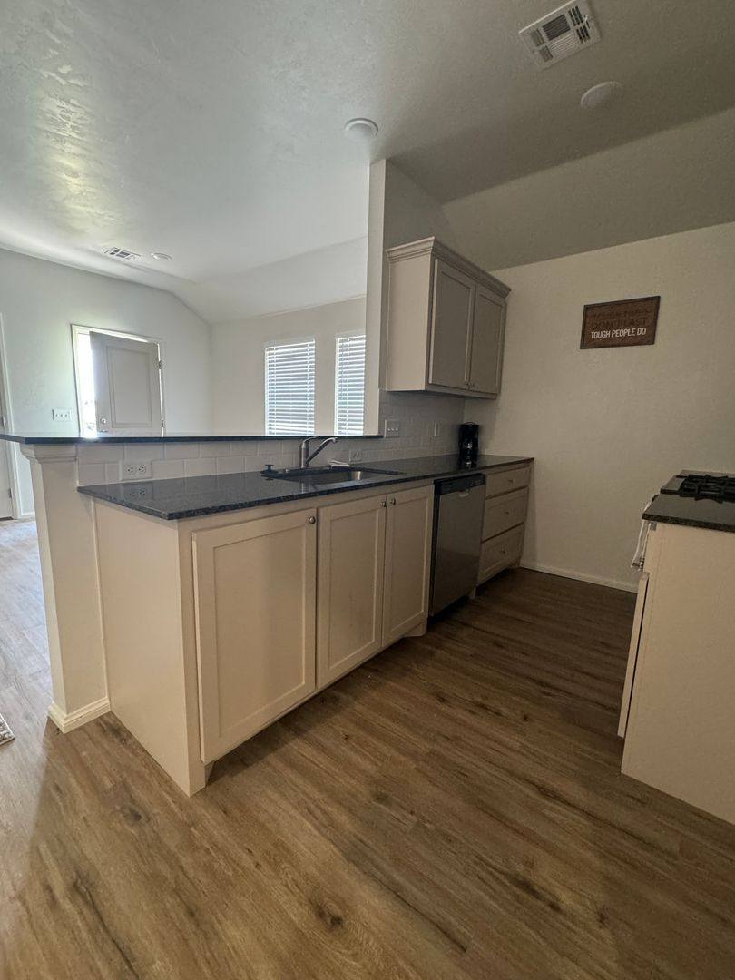 Apartment for rent at 1323 SW Oklahoma, Lawton, OK 73501