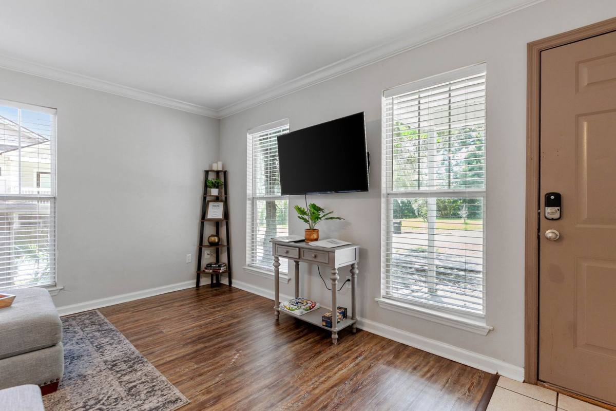 Apartment for rent at 1235 N Bronough St, Tallahassee, FL 32303