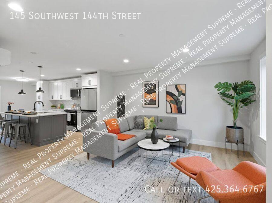 Townhouse for rent at 145 SW 144th St, Seattle, WA 98166