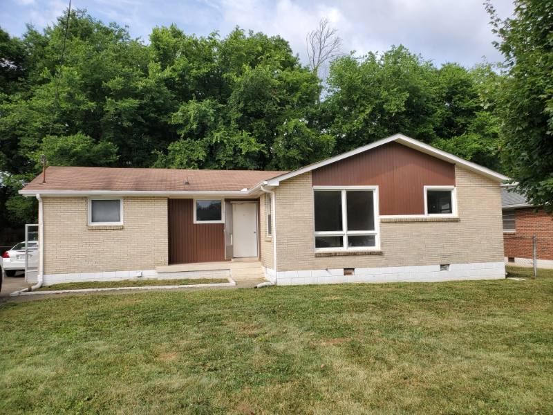 House for rent at 3829 Crouch Dr, Nashville, TN 37207