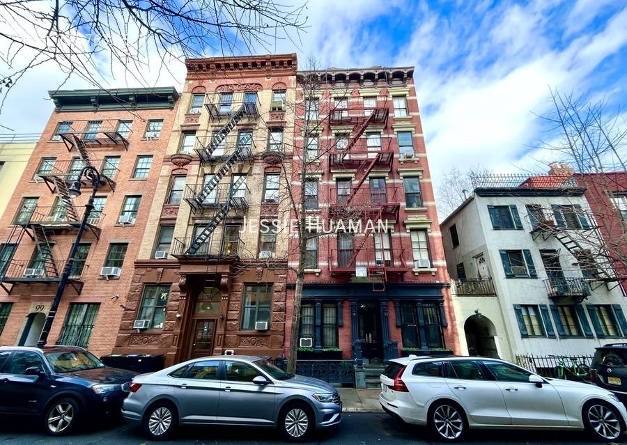Condo for rent at 95 Perry St #16A, New York, NY 10014