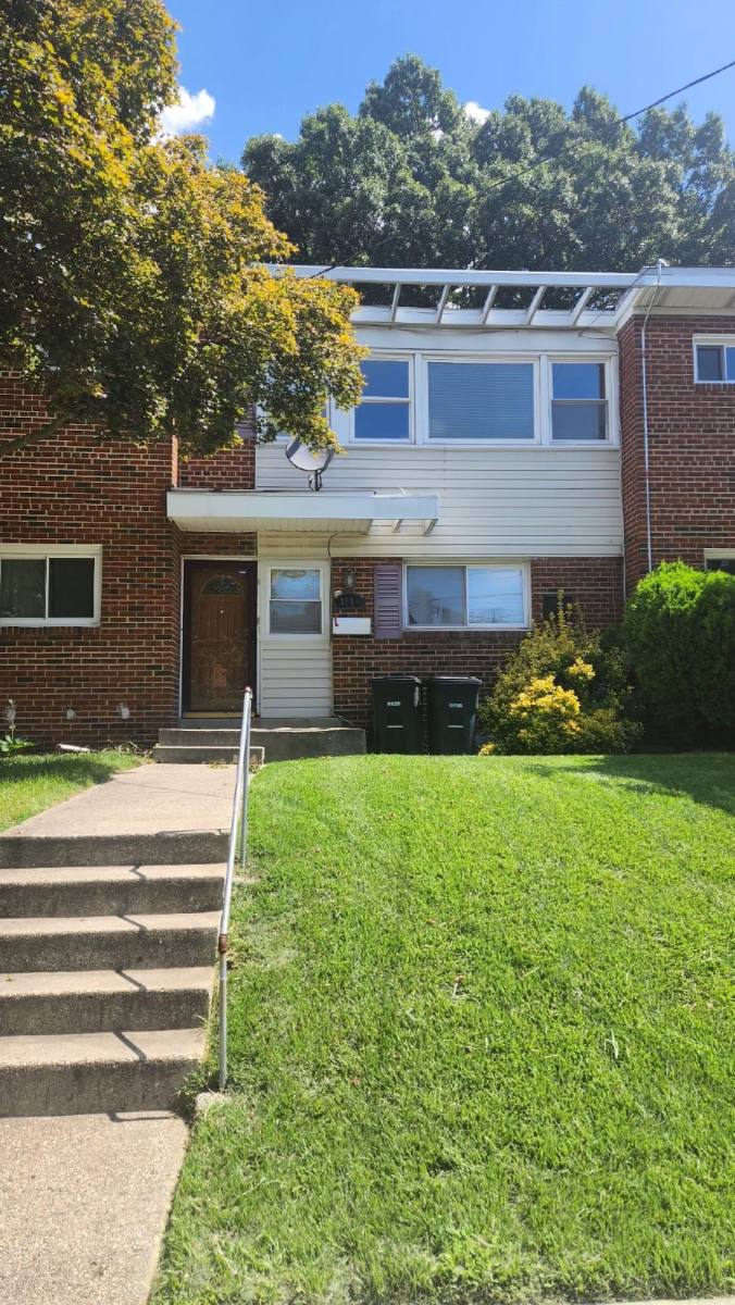 Townhouse for rent at 3914 28th Ave, Temple Hills, MD 20748