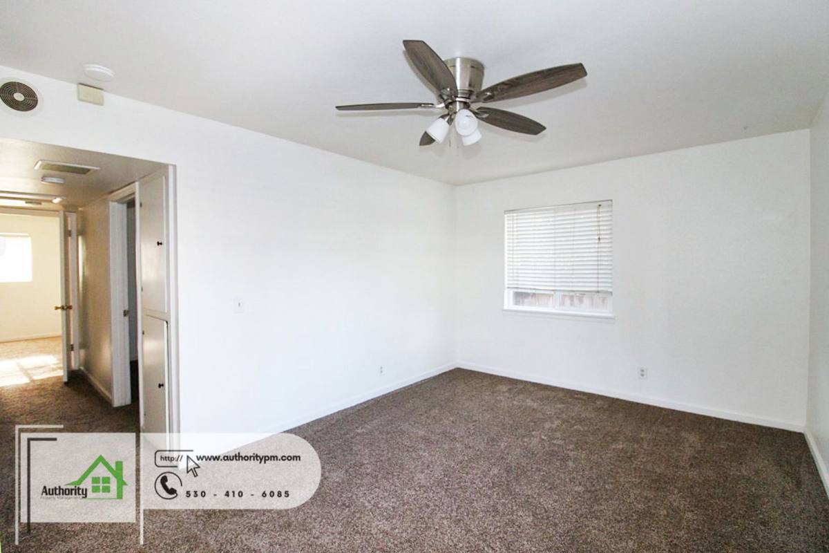 House for rent at 19087 Leaf Lane, Redding, CA 96003
