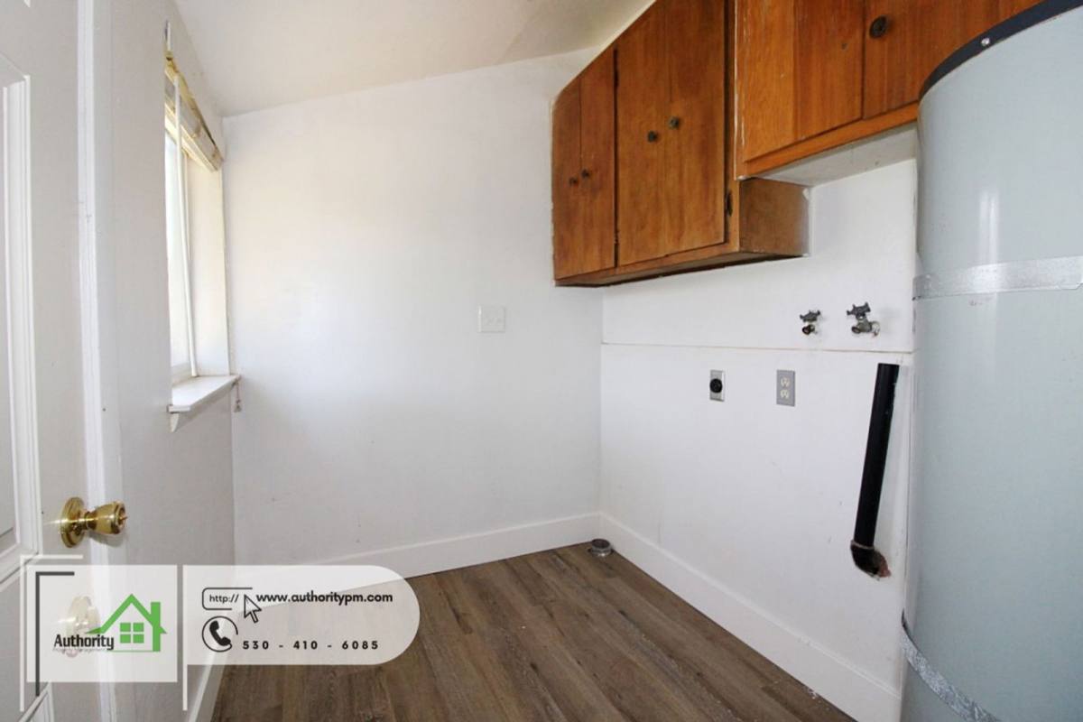 House for rent at 19087 Leaf Lane, Redding, CA 96003