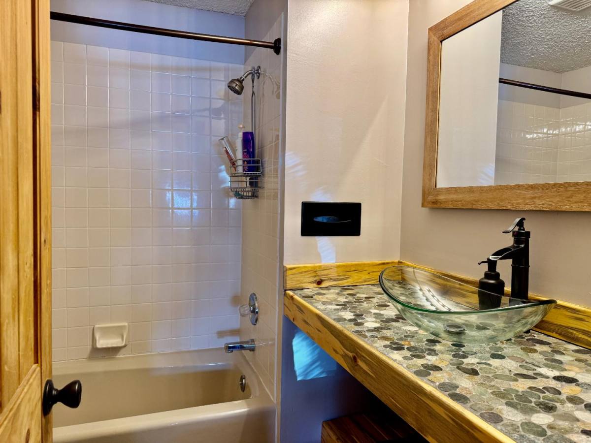 Condo for rent at 96 Mountainside Dr #C-105, Granby, CO 80446