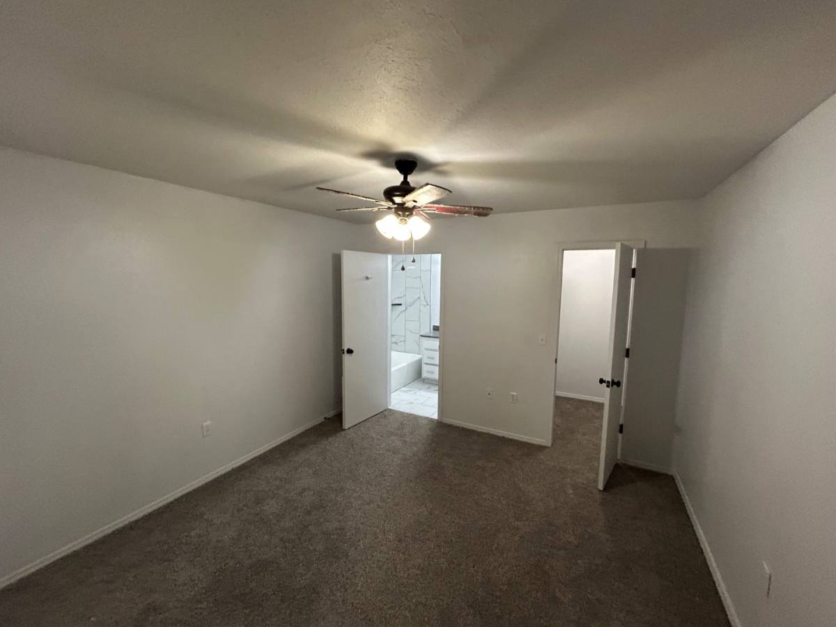 Apartment for rent at 721 N Vinita Ave #14, Tahlequah, OK 74464