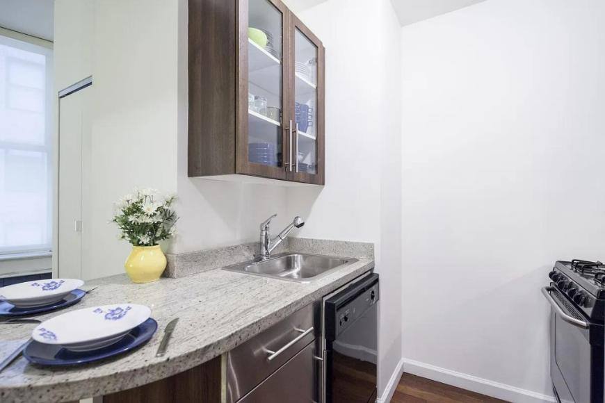 Apartment for rent at 1 Wall St Court #1206, New York, NY 10005