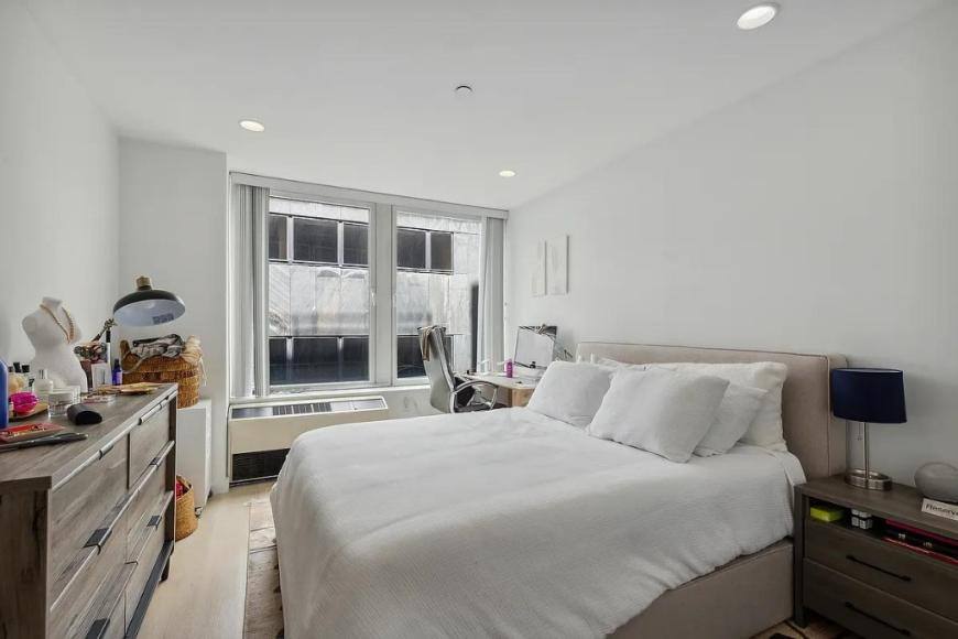 Apartment for rent at 90 William St #11G, New York, NY 10038