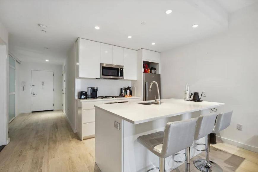 Apartment for rent at 90 William St #11G, New York, NY 10038