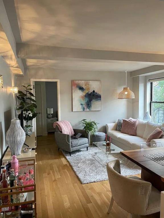 Apartment for rent at 308 W 30th St #7E, New York, NY 10001