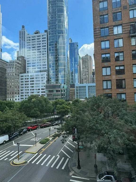 Condo for rent at 2 S End Ave #4 I, New York, NY 10280