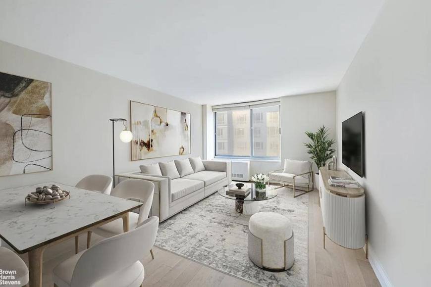 Condo for rent at 270 W 17th St #3I, New York, NY 10011