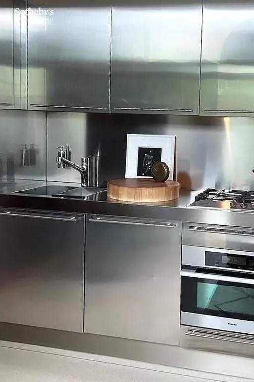Apartment for rent at 100 Eleventh Ave #3B, New York, NY 10011