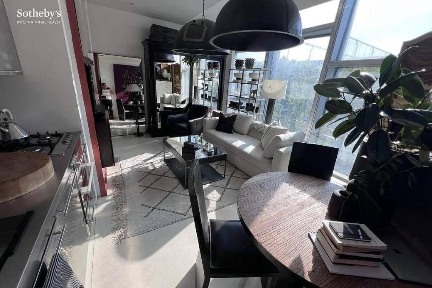 Apartment for rent at 100 Eleventh Ave #3B, New York, NY 10011