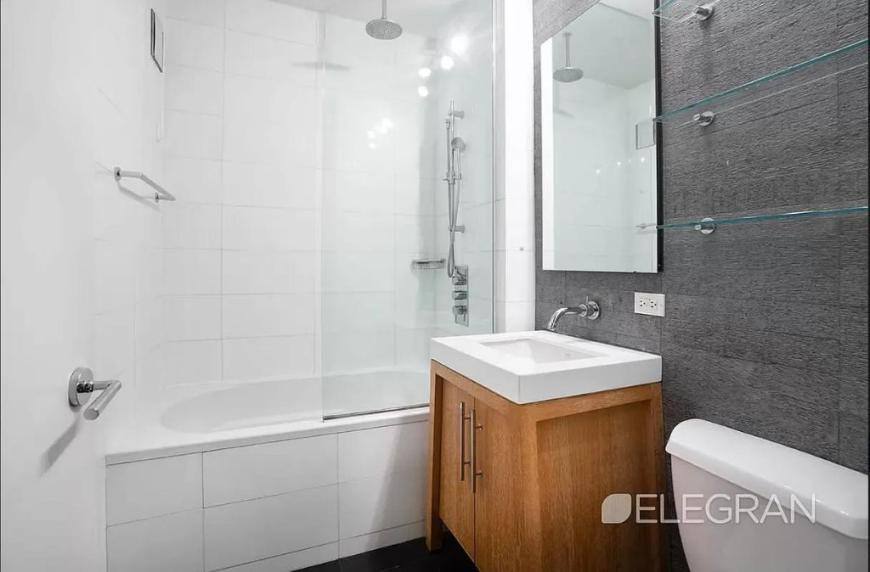 Apartment for rent at 88 Greenwich St #812, New York, NY 10006