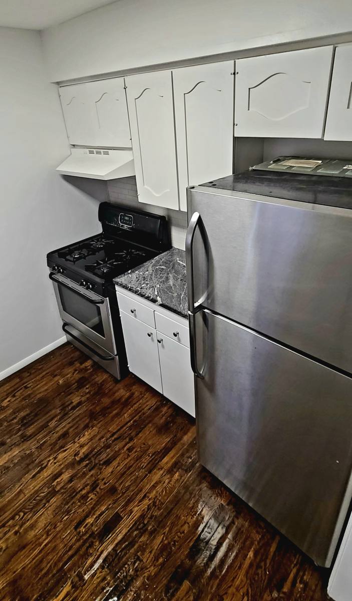 Townhouse for rent at 6115 S Troost Ave, Tulsa, OK 74136