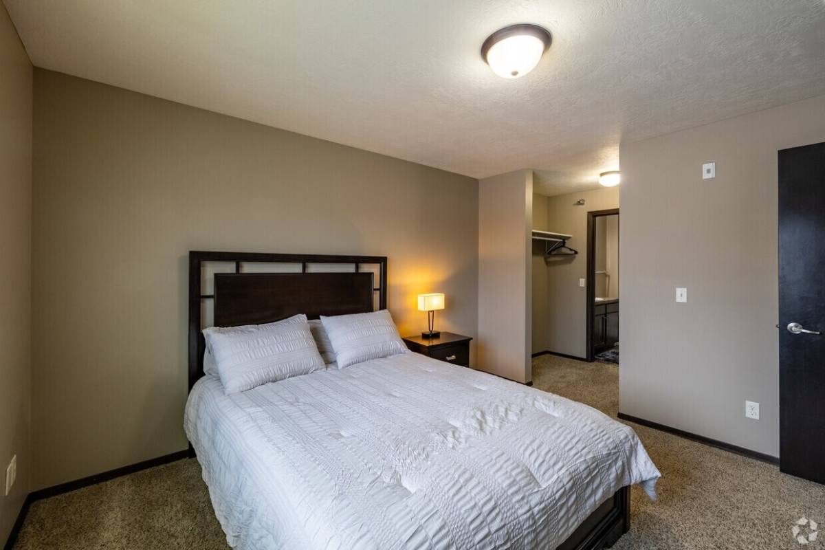 Apartment for rent at Villas at Canyon Creek, 4630 E 54th St, Sioux Falls, SD 57110