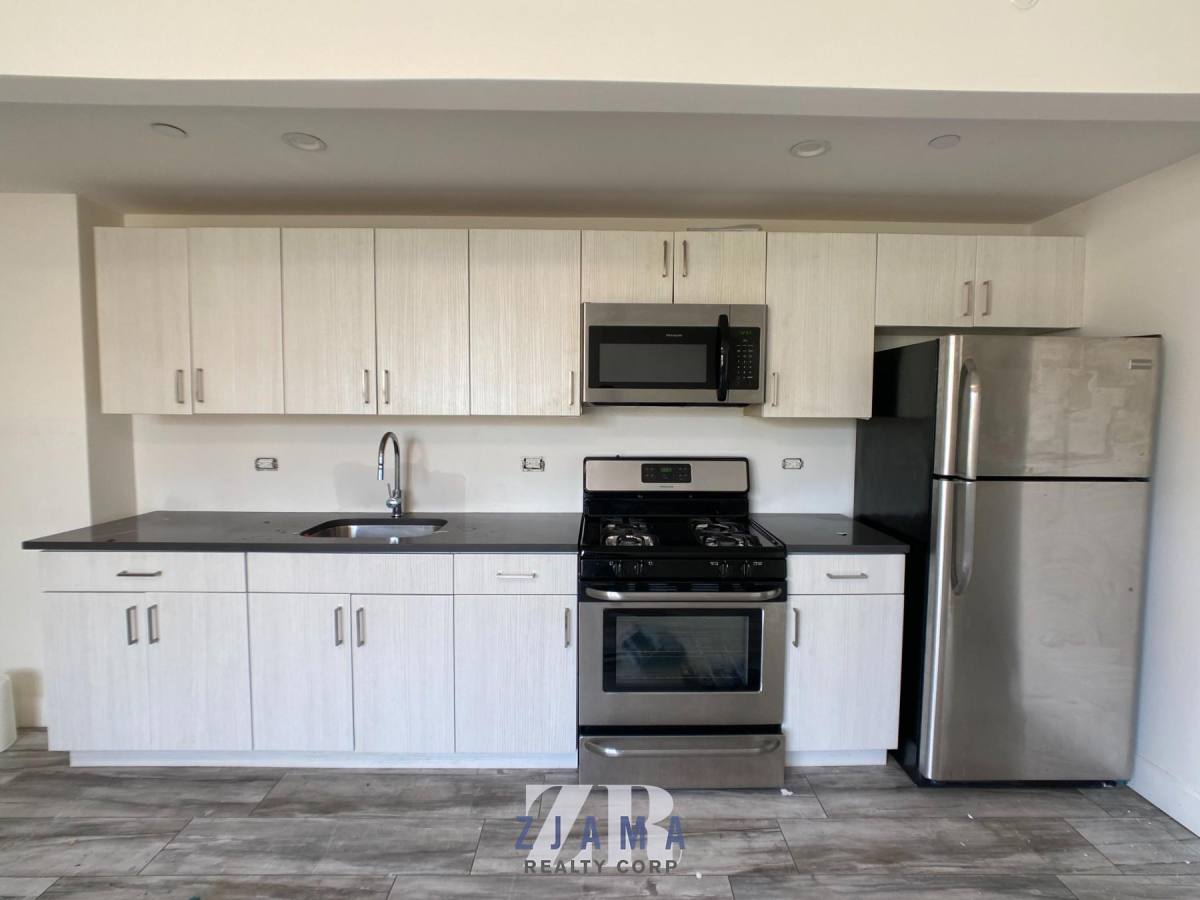 Apartment for rent at 106 Remsen Ave #2G, Brooklyn, NY 11212
