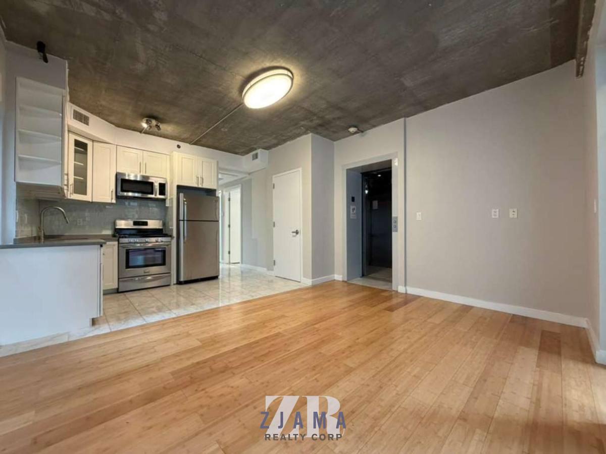 293 Hawthorne St #4C, Brooklyn, NY 11225 - Apartment For Rent - Image 5