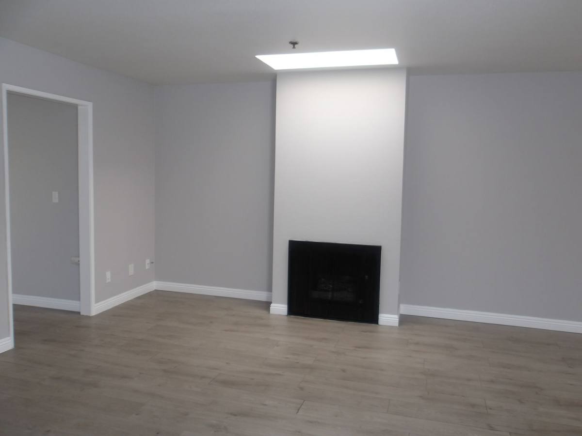 Apartment for rent at 2332 Wellesley Ave, Los Angeles, CA 90064
