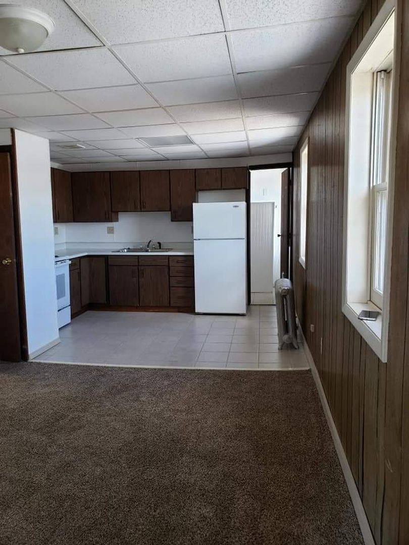 Apartment for rent at 222 Adams Ave, Eveleth, MN 55734
