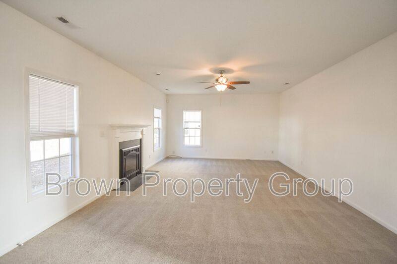 House for rent at 51 Craven Court, Spring Lake, NC 28390
