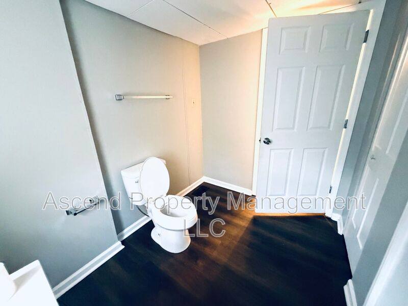 Apartment for rent at 2111 Chamberlain Ave #A, Chattanooga, TN 37404