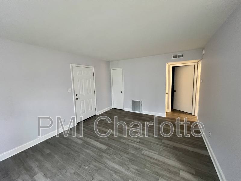 Condo for rent at 831 McAlway Rd #8, Charlotte, NC 28211