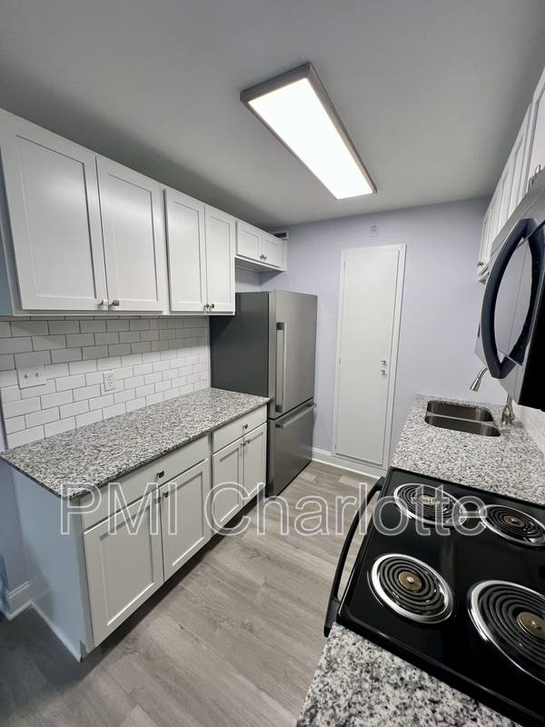 Condo for rent at 831 McAlway Rd #8, Charlotte, NC 28211