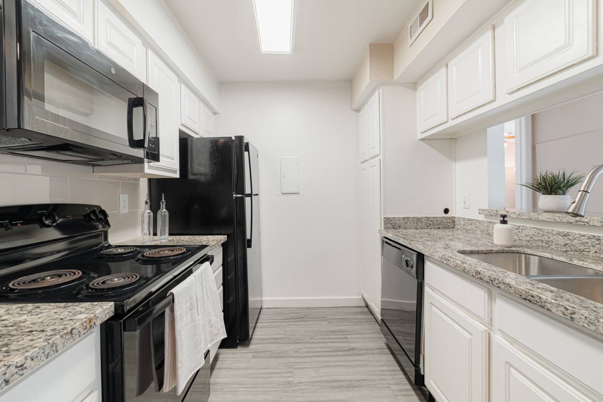 Apartment for rent at 7100 Almeda Rd #7ALM, Houston, TX 77054