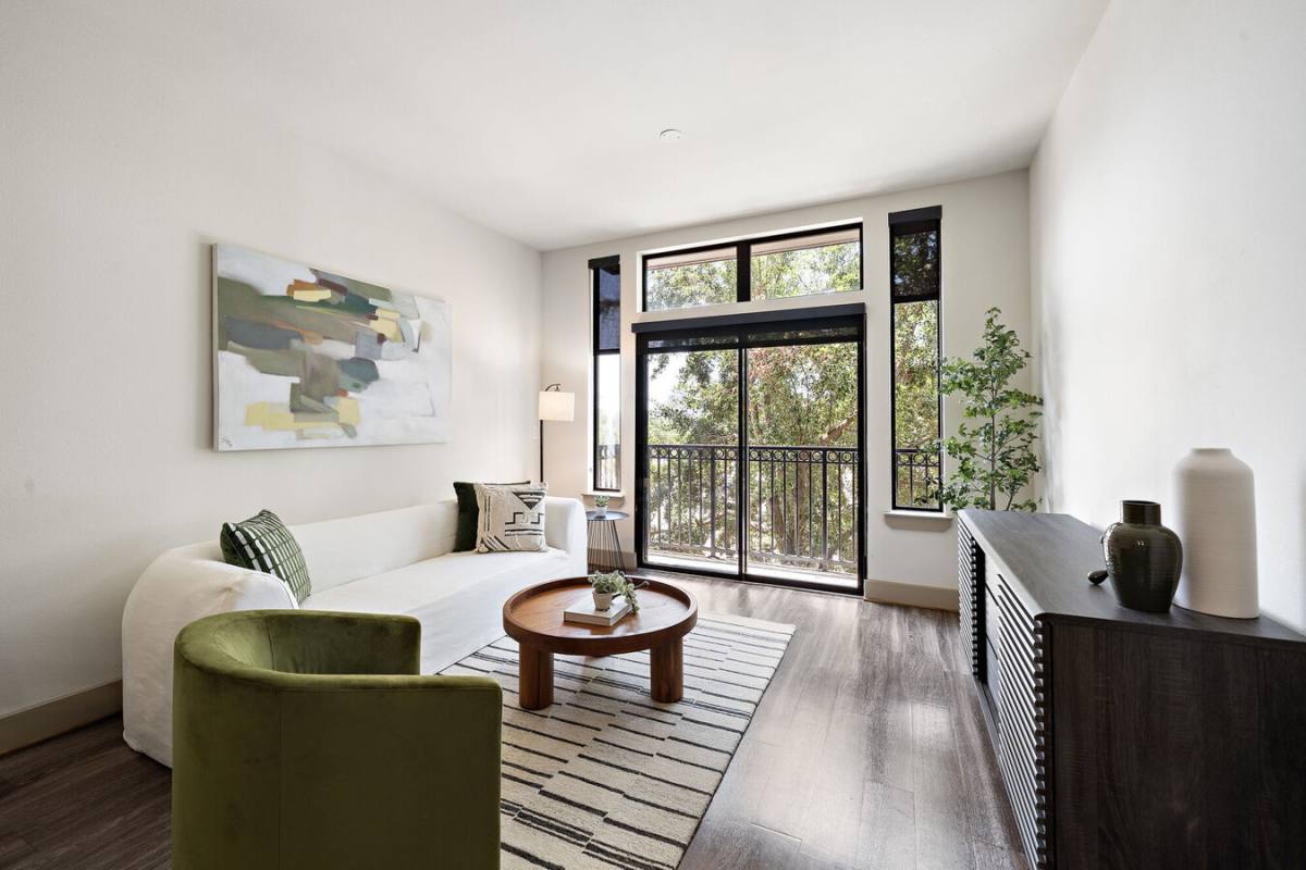 Apartment for rent at 3800 Main St #38M1, Houston, TX 77002